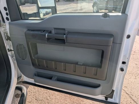 Used 2016 Ford F250 XL w/ Power Equipment Group image 31