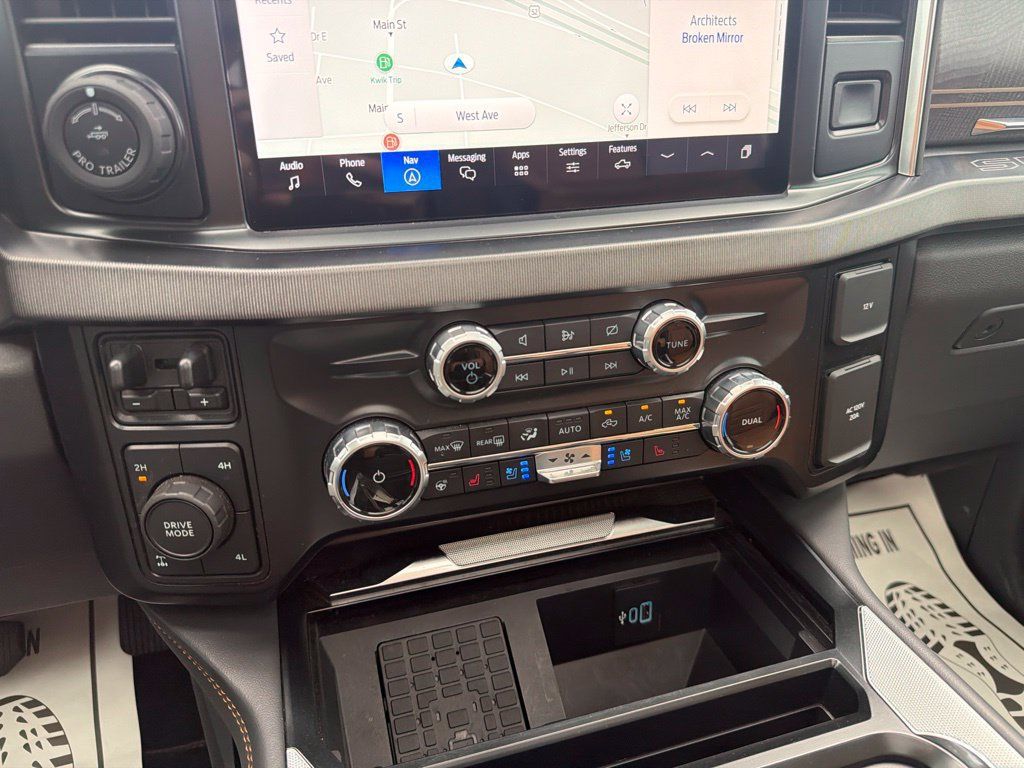 Used 2023 Ford F250 Platinum AWD/4WD image 31
