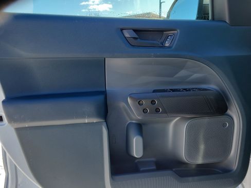New 2026 Ford Maverick Lobo AWD/4WD image 23