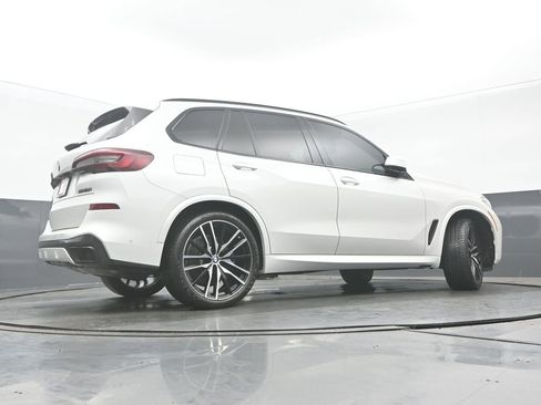 Used 2022 BMW X5 M50i w/ Executive Package AWD/4WD image 30