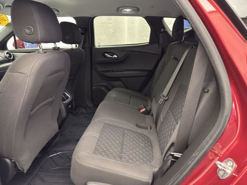 Used 2019 Chevrolet Blazer LT image 25