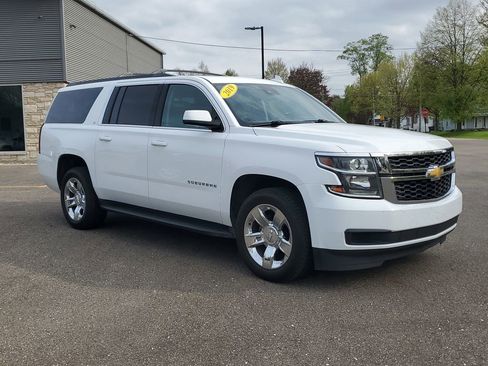 Used 2018 Chevrolet Suburban LT AWD/4WD image 3