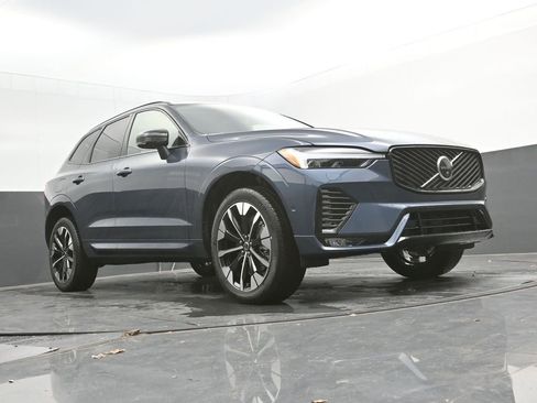 New 2026 Volvo XC60 B5 Ultra w/ Climate Package AWD/4WD image 37