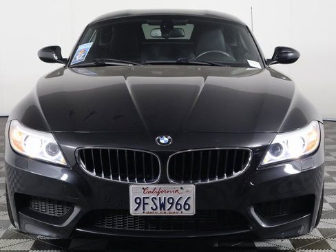 Used 2016 BMW Z4 sDrive28i image 2