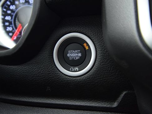 New 2026 RAM 1500 4x4 Crew Cab image 26