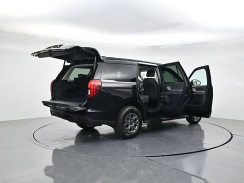 Certified 2025 Ford Expedition Active RWD image 49
