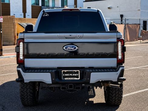 Used 2024 Ford F250 Lariat w/ Lariat Ultimate Package AWD/4WD image 5