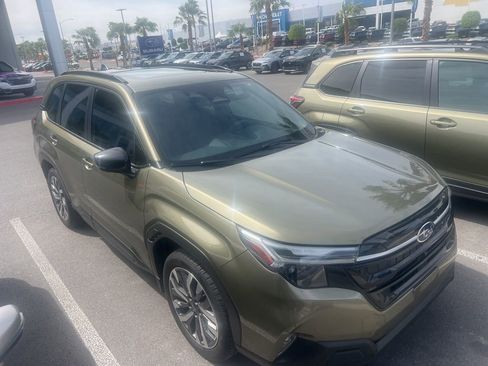 Certified 2025 Subaru Forester Touring image 31