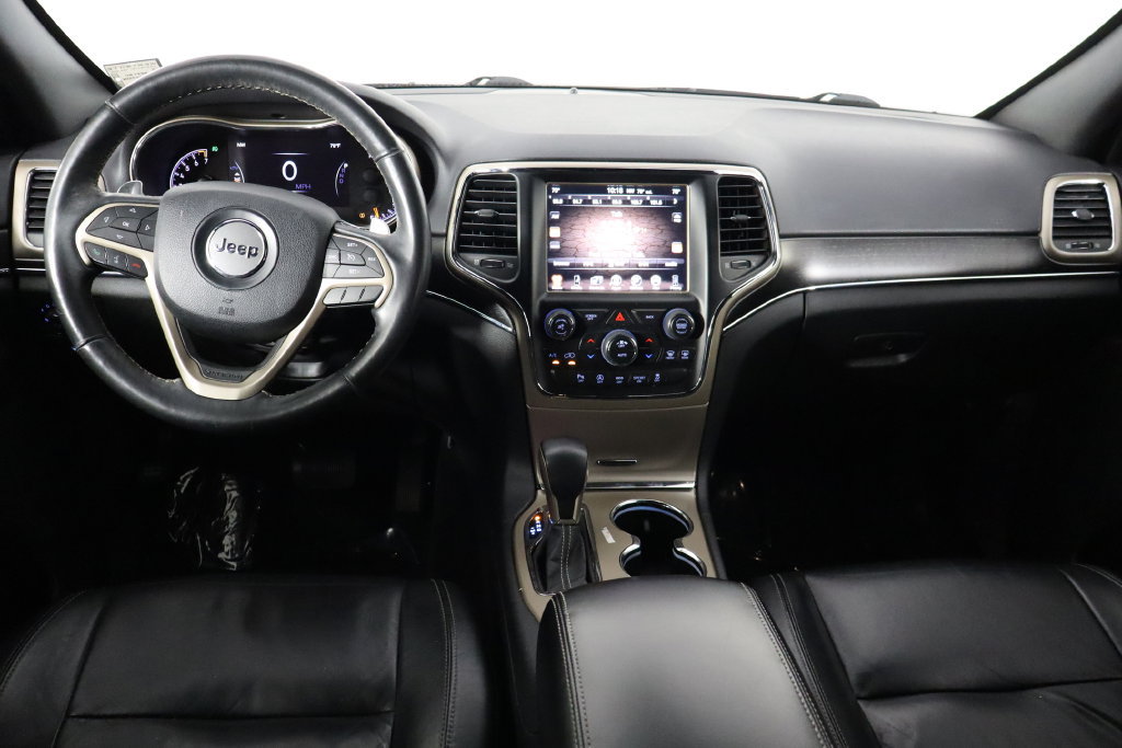 Used 2017 Jeep Grand Cherokee Limited AWD/4WD image 13