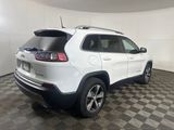 Used 2019 Jeep Cherokee Limited image 3