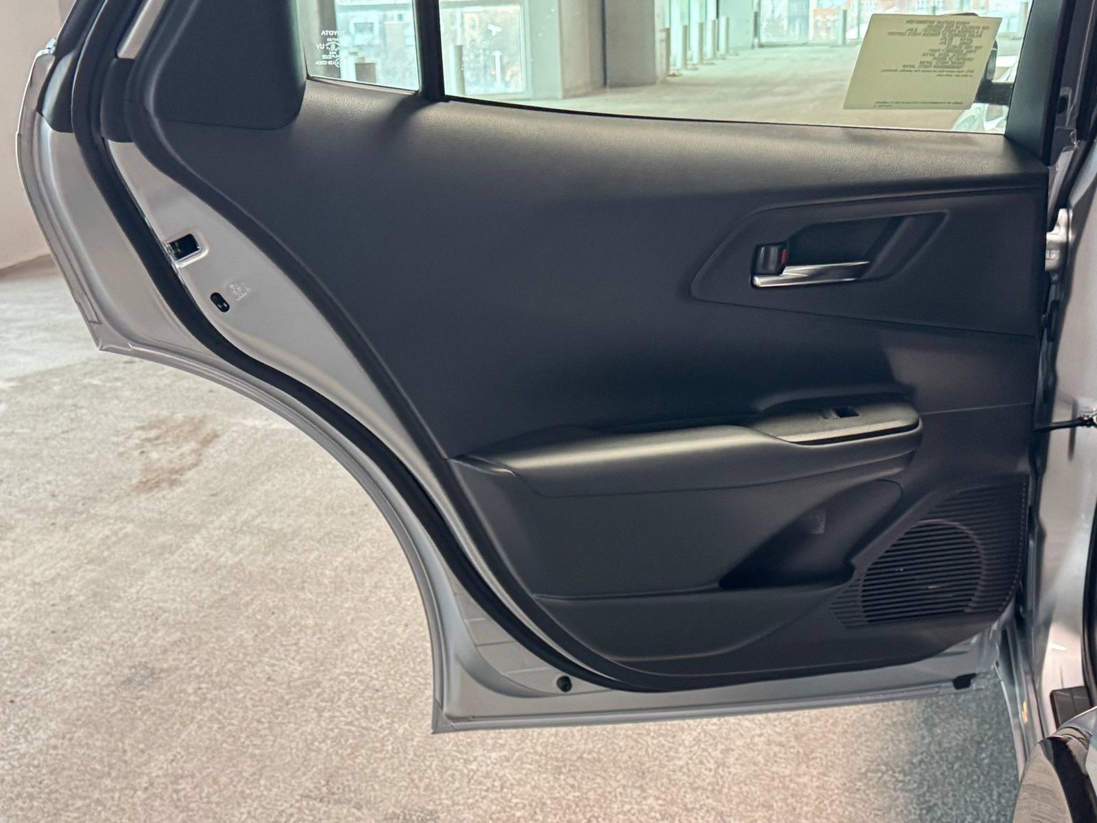 New 2026 Toyota Prius Plug-In Hybrid FWD image 32