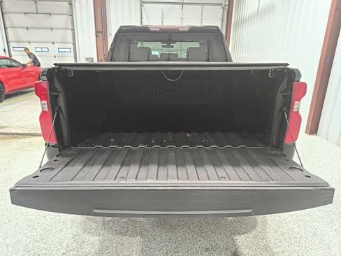 Used 2019 Chevrolet Silverado 1500 RST AWD/4WD image 17