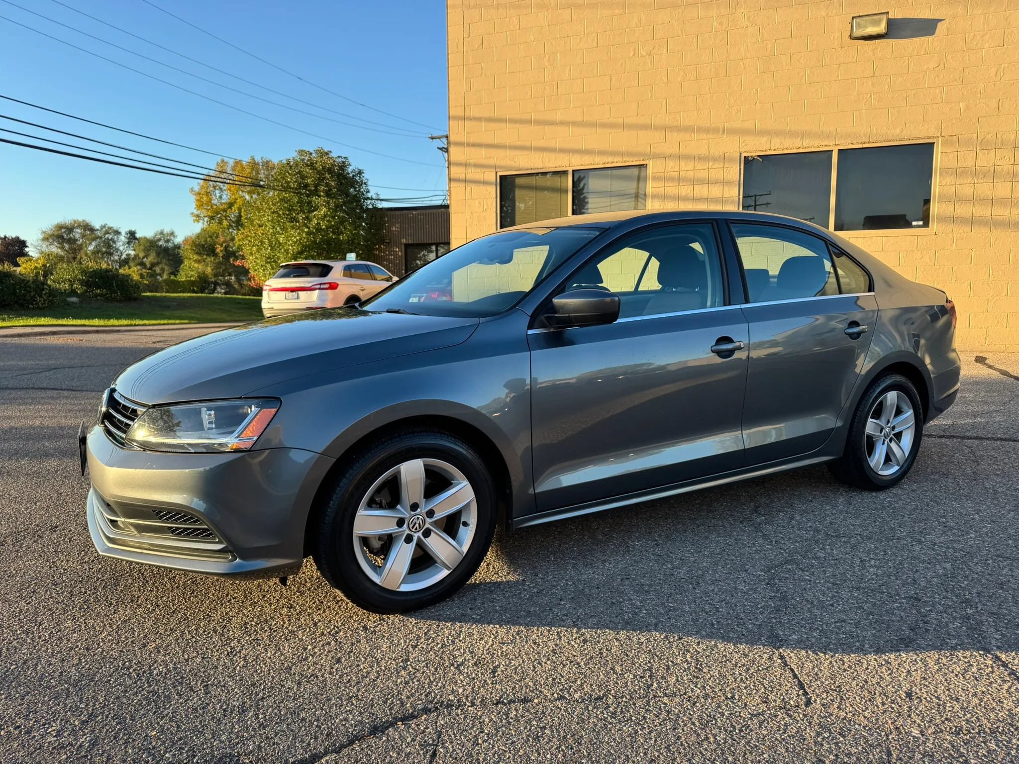 Used 2017 Volkswagen Jetta S FWD image 4