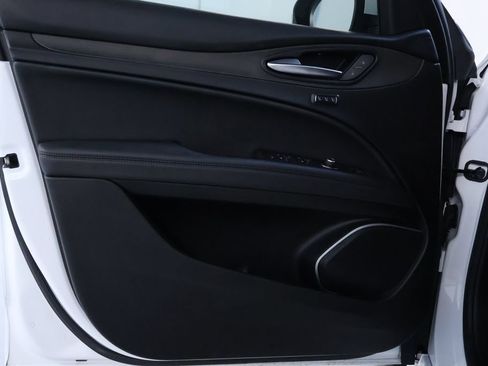 Used 2021 Alfa Romeo Stelvio Ti image 13