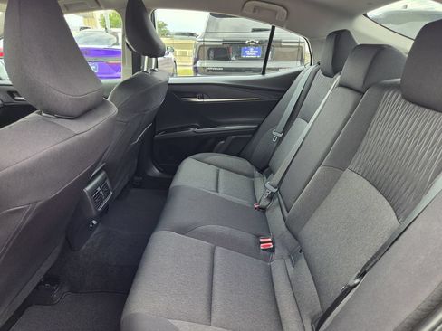Used 2026 Toyota Camry LE FWD image 28