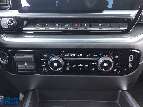 Used 2024 Chevrolet Silverado 1500 High Country w/ Midnight Edition image 26