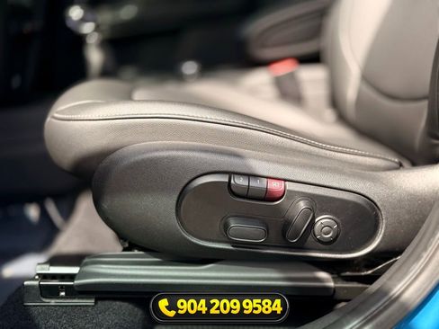 Used 2019 MINI Cooper Countryman w/ Premium Package FWD image 14