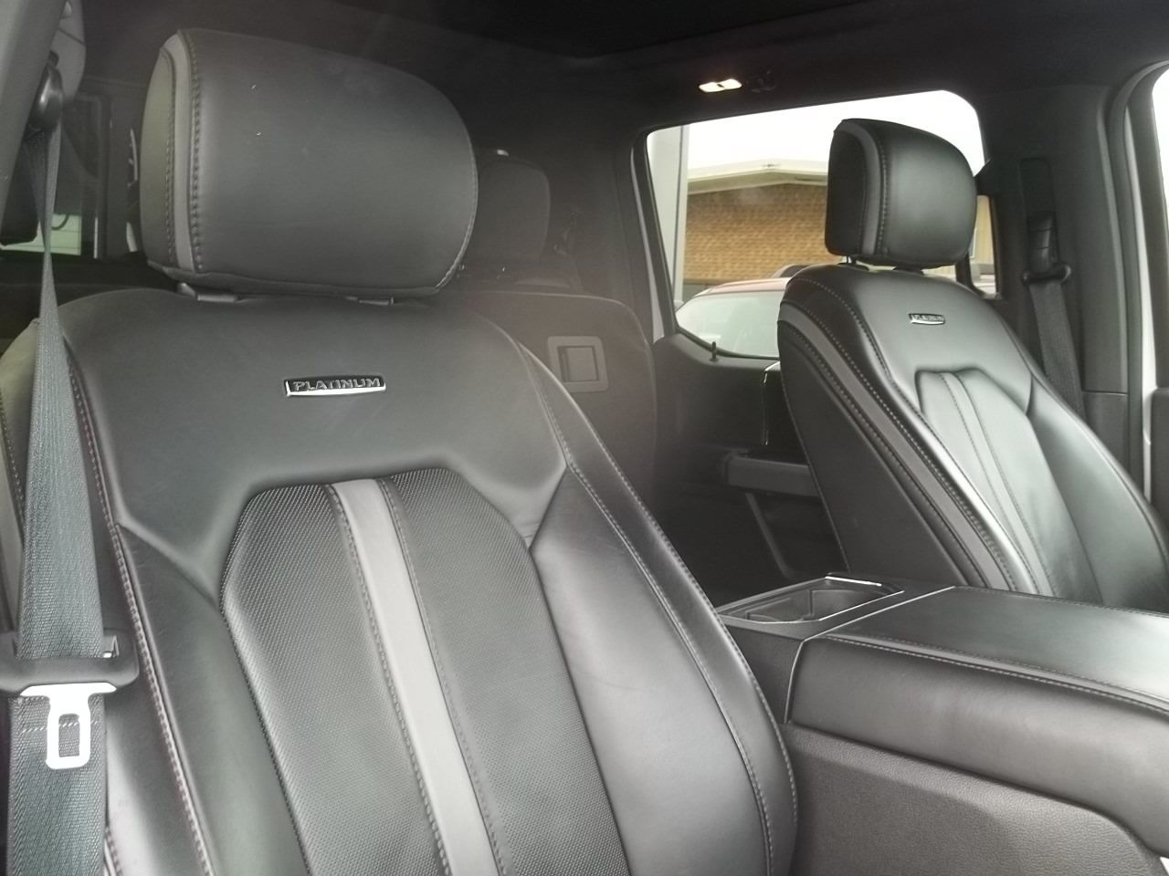 Used 2018 Ford F150 Platinum w/ Equipment Group 701A Luxury AWD/4WD image 11