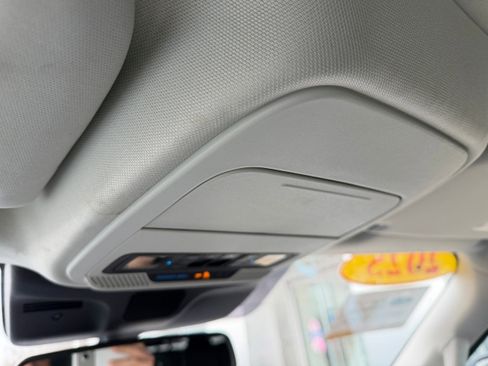 Certified 2025 Ford Expedition Active image 25