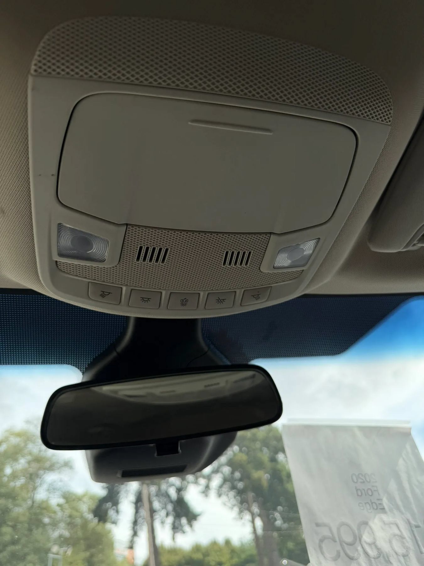 Used 2020 Ford Edge SE FWD image 40