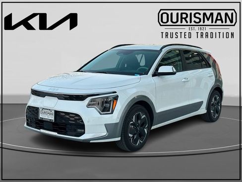 New 2025 Kia Niro Wave w/ Wave Preserve Package image 2