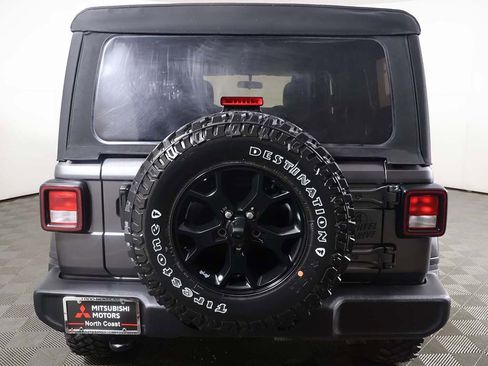 Used 2022 Jeep Wrangler Unlimited Sport image 9