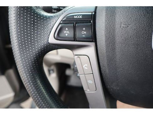 Used 2012 Honda Pilot EX image 10