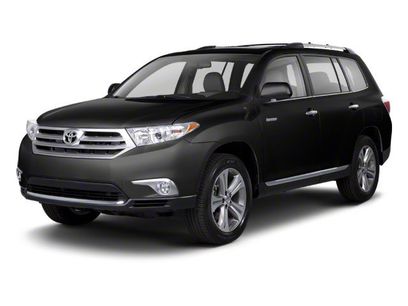 Used 2012 Toyota Highlander SE w/ Tow Pkg