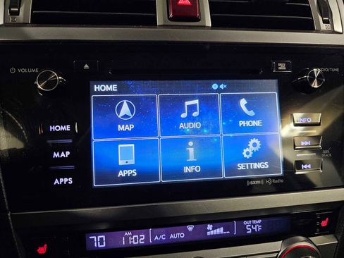 Used 2016 Subaru Outback 2.5i Limited AWD/4WD image 14
