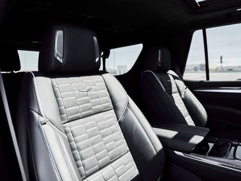 Used 2026 Cadillac Escalade V image 51