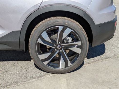 New 2026 Volvo XC40 B5 Ultra w/ Climate Package image 6