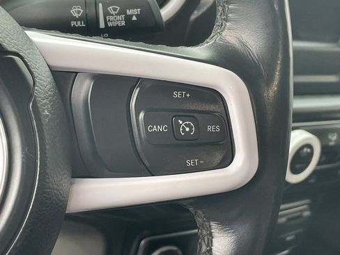 Used 2022 Jeep Wrangler Unlimited Sport image 26