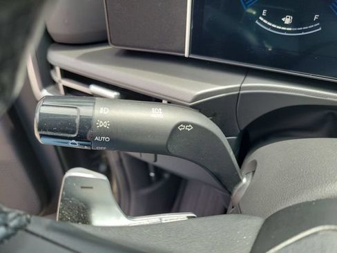 Used 2025 Hyundai Santa Fe SEL FWD image 26