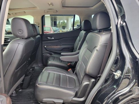 Used 2021 GMC Acadia Denali w/ Denali Technology Package image 30