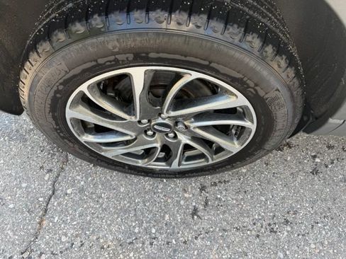 Used 2020 Lincoln Corsair AWD w/ Equipment Group 101A image 6