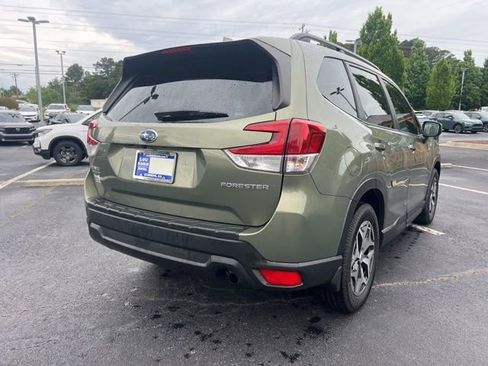 Used 2021 Subaru Forester Premium w/ Popular Package #1 AWD/4WD image 6