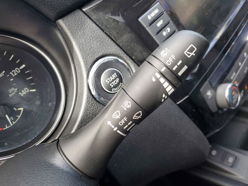 Certified 2021 Nissan Rogue Sport SL w/ Premium Package image 21