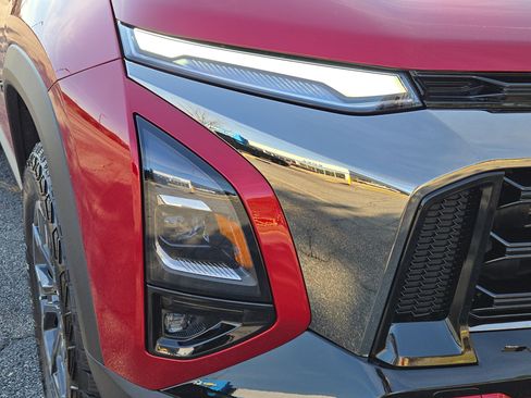 New 2026 Chevrolet Equinox ACTIV w/ Safety and Technology Package image 17