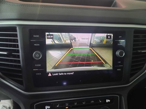 Used 2021 Volkswagen Atlas SE image 28