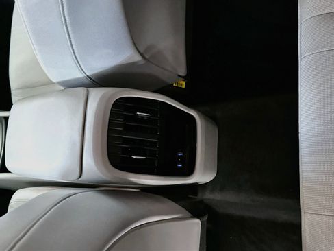 Used 2025 Hyundai Kona SEL AWD/4WD image 27
