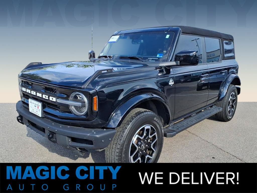 Certified 2024 Ford Bronco Outer Banks AWD/4WD image 1