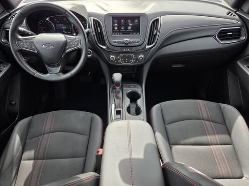 Certified 2022 Chevrolet Equinox RS FWD image 12