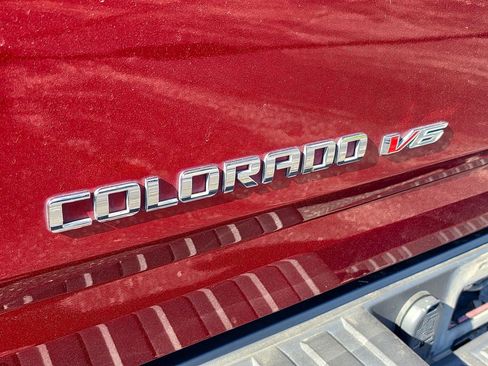 Used 2020 Chevrolet Colorado Z71 AWD/4WD image 8