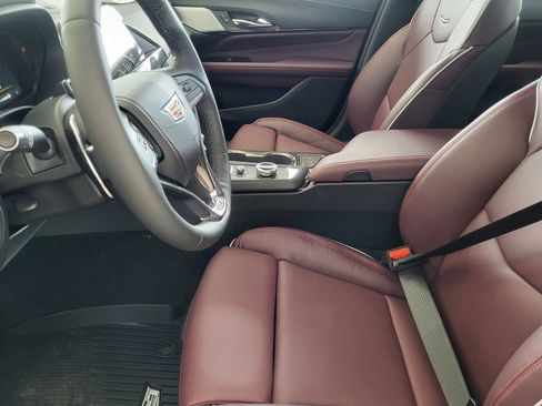 New 2026 Cadillac CT4 V image 9