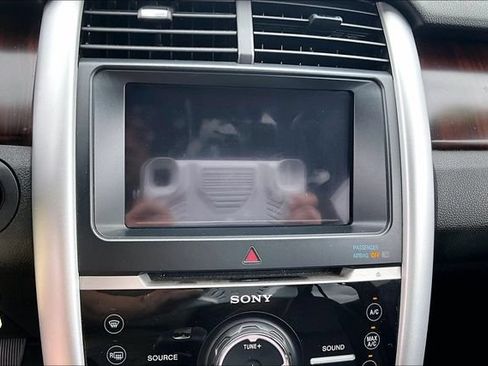 Used 2011 Ford Edge Limited FWD image 14