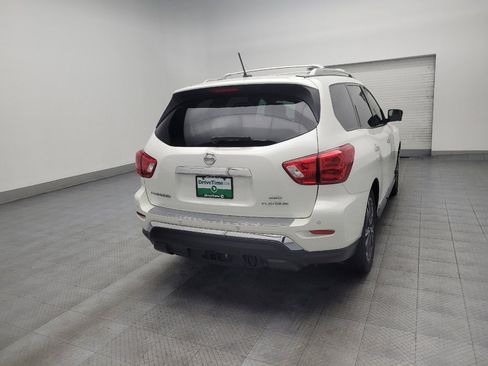 Used 2017 Nissan Pathfinder Platinum w/ Family Entertainment Package image 9