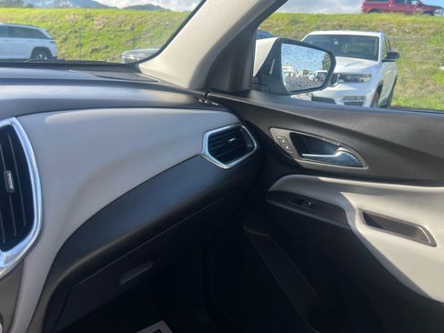 Used 2020 Chevrolet Equinox LT image 21