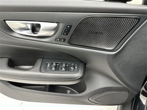 Certified 2023 Volvo V60 B5 Cross Country Plus w/ Climate Package image 13