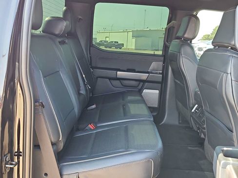 Used 2025 Ford F150 Lariat AWD/4WD image 17