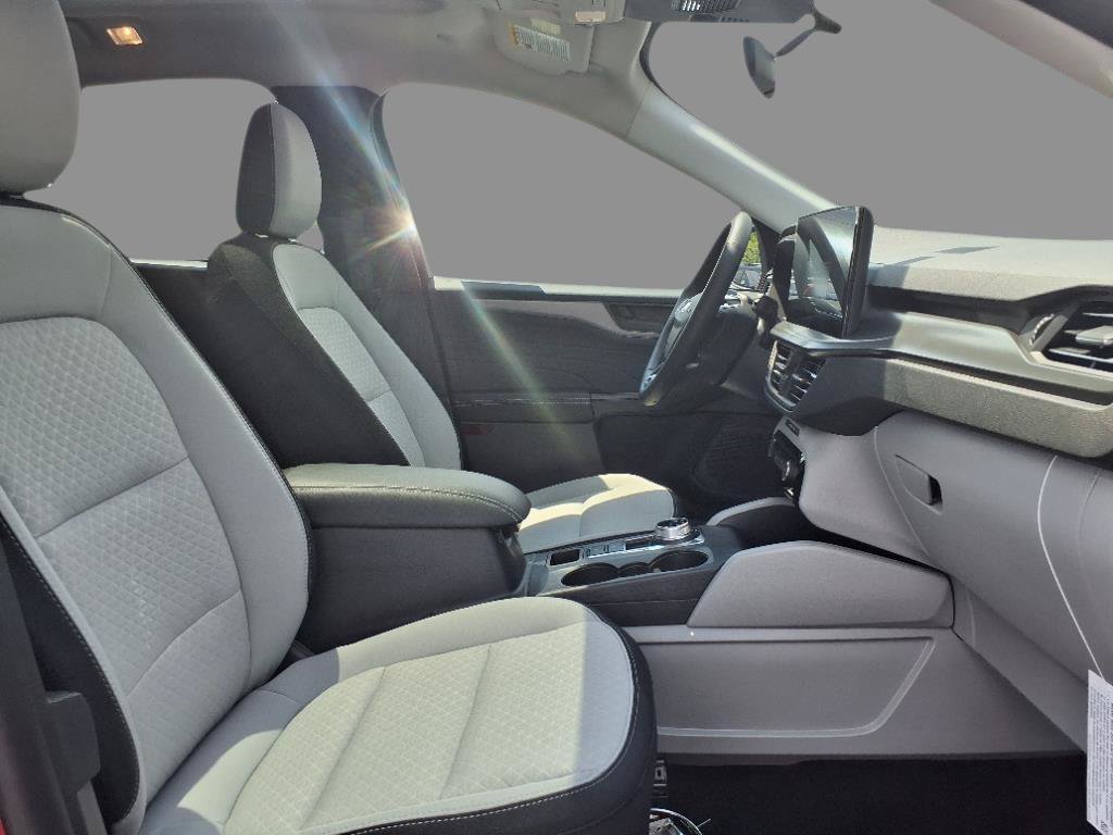 New 2025 Ford Escape Active w/ Tech Pack #1 AWD/4WD image 13